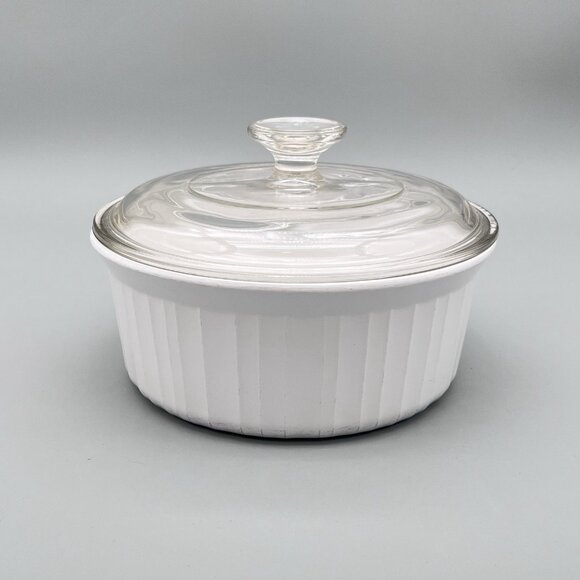 Corning F-5-B 1.6 Liter French White Pyroceram Round Casserole Dish & Pyrex Lid - Picture 2 of 7